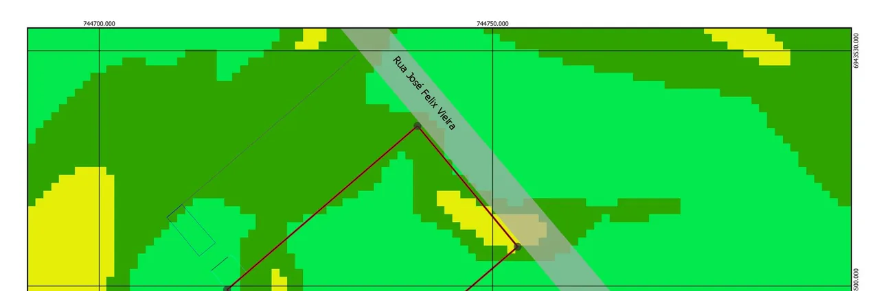 Mapa de declividades gerado pela IlhaGeo — classes de 0–25°, 25–35°, 35–45° e >45° (verde→amarelo), usado na análise de estabilidade de taludes